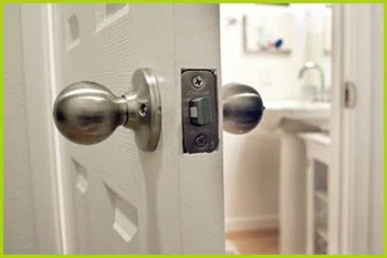 Expert Locksmith Services Garfield, NJ 973-500-3018 - 14-unlock-door