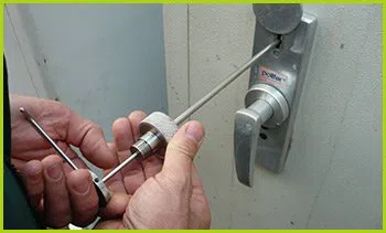 Expert Locksmith Services Garfield, NJ 973-500-3018 Expert Locksmith Services Garfield, NJ 973-500-3018 - 15-emergency-locksmiths