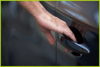 Expert Locksmith Services Garfield, NJ 973-500-3018 - 8-opening-car-locks