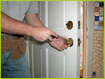 Expert Locksmith Services Garfield, NJ 973-500-3018 - 9-locks-change